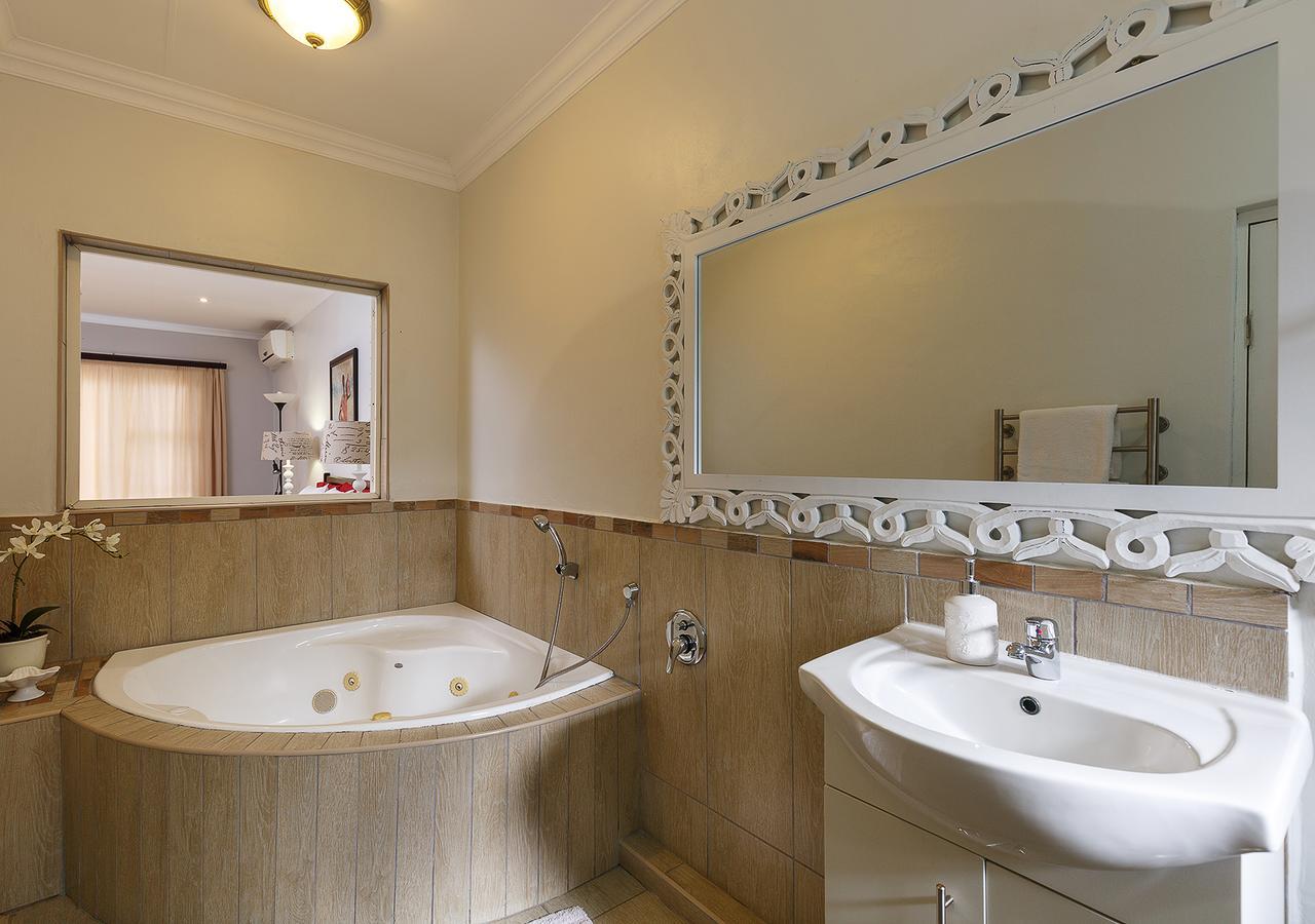 My Den Beachfront B&b&self-catering 3*